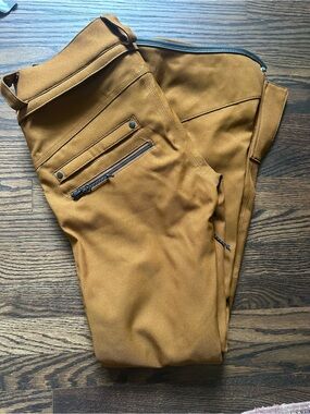 Volcom Women’s Snow Pants in Mustard Brown